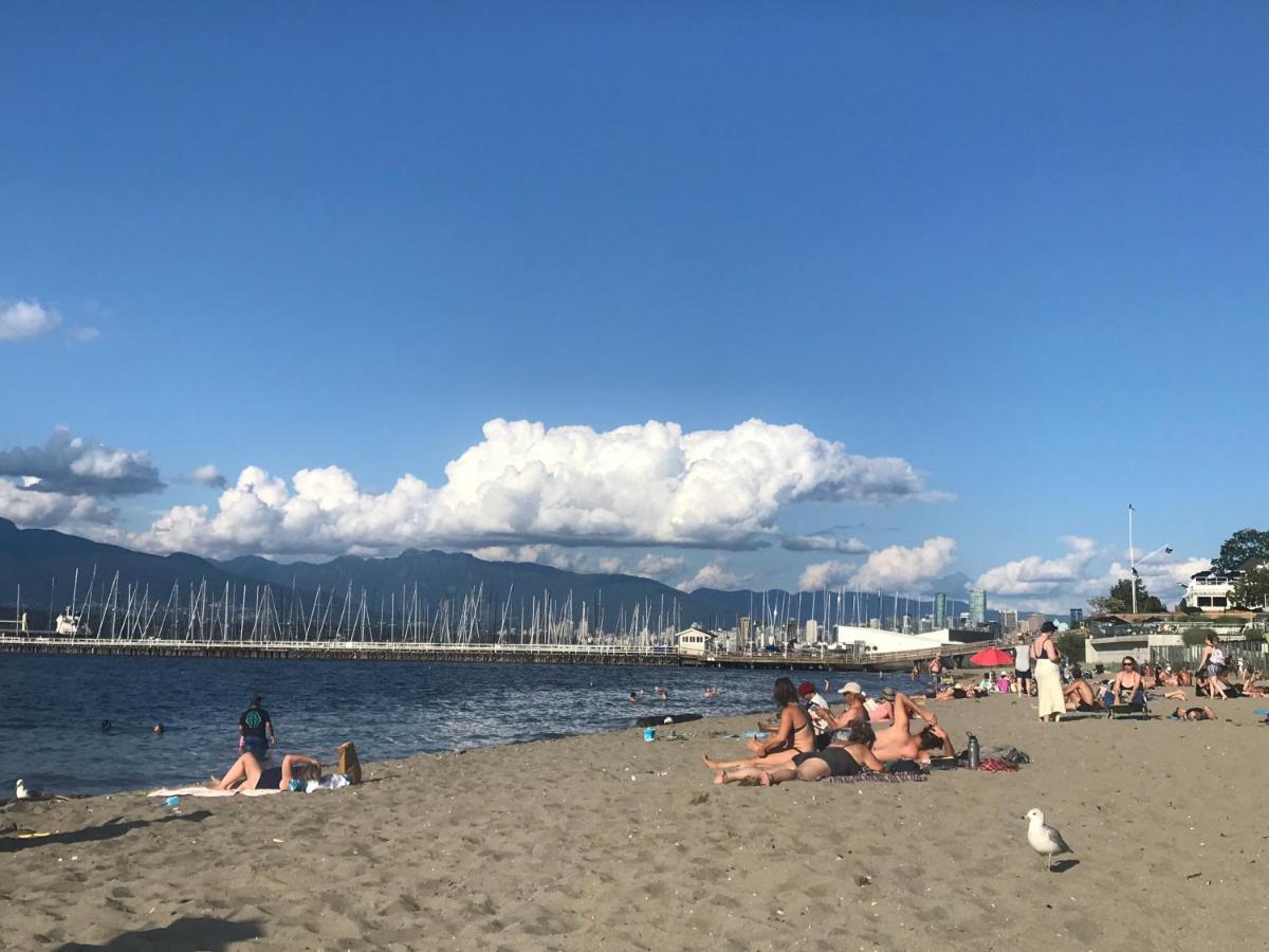 Heart Of Kitsilano Area,5 Mins Walk To Kits Beach,No Share With Other People Stay Vancouver Eksteriør bilde